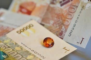 10 Negócios LUCRATIVOS que QUASE NINGUÉM PENSA!