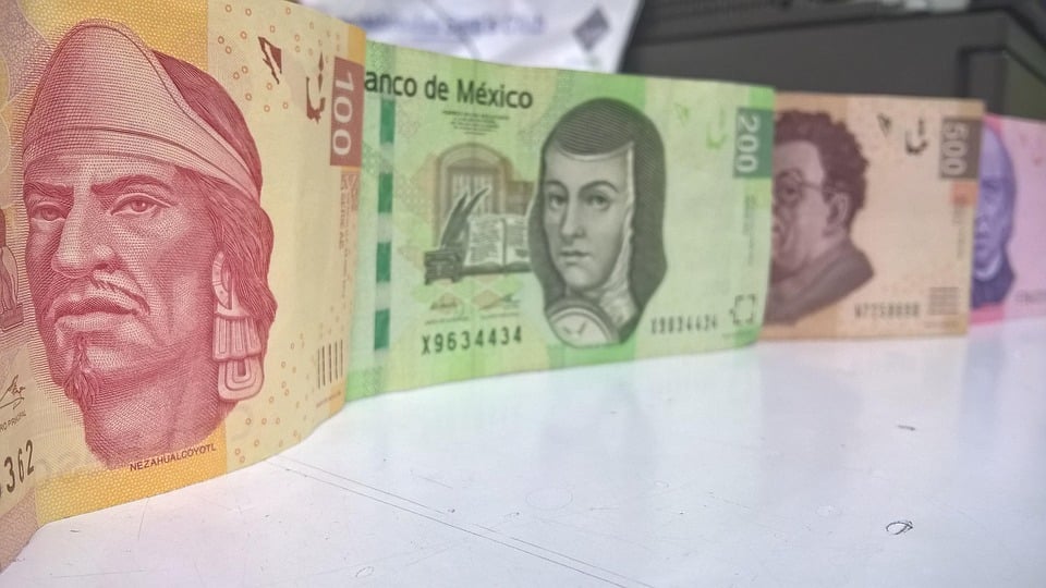 QUAL A DIFERENÇA DA MENTALIDADE DO POBRE E DO RICO? | Os Sócios 232