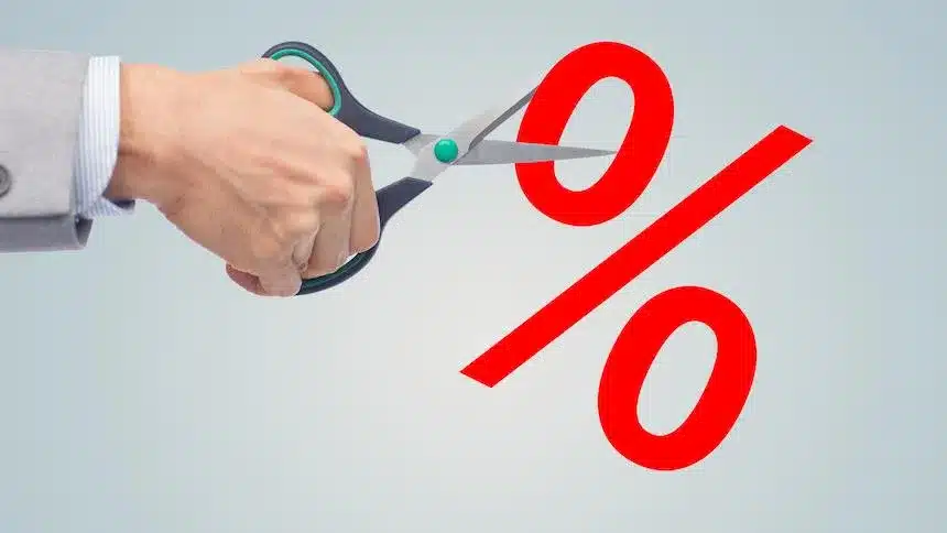 Impacto do início da queda de juros no desempenho das empresas na bolsa brasileira