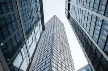 Mercado de imóveis comerciais continua acima da inflação em julho, aponta FipeZAP