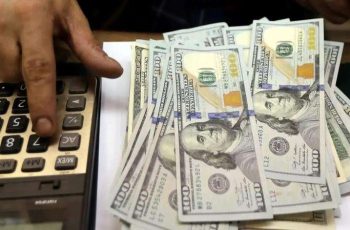 Dólar fecha em queda e volta a R$ 5,40 com inflação nos EUA e voto de Fux no radar