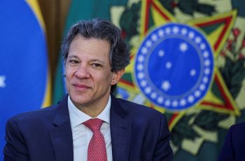 PIB do Brasil: Fazenda reduz previsão - 11/09/2025 - Mercado
