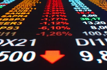 Ibovespa fecha em queda com cautela de investidores após dados do PIB dos EUA