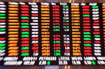 Estrangeiros aportam mais de R$ 1 bilhão na B3 em 23 de setembro | Finanças