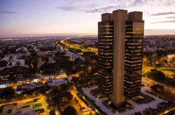 Com nova mínima histórica, taxa de desemprego mostra que mercado de trabalho pode ser desafio para BC | Brasil