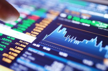 Ibovespa fecha em queda com realização de lucros; Ambipar desaba 60%