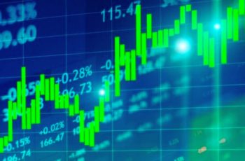 IBC-Br caiu 0,50% em julho e Boletim Focus trouxe revisão de inflação e Selic. Ibovespa abriu em alta de 0,33%
