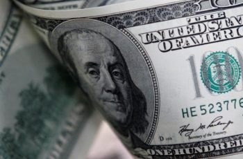 Dólar avança após queda da MP 1.303