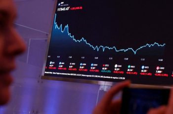 Ibovespa encerra o dia em baixa diante de preocupações com cenário fiscal