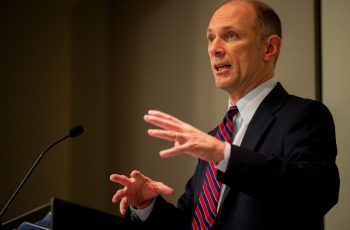 Taxa de desemprego nos EUA deve ter permanecido em 4,3% em setembro, diz Fed de Chicago | Finanças