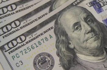Dólar cai e fecha a R$ 5,31 após telefonema entre Lula e Trump; Ibovespa recua 0,41%