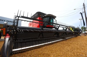 maquina agricola em destaque