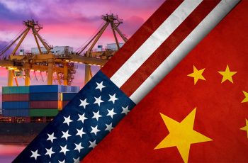 China passa a cobrar taxa de navios americanos em seus portos, mercado reage e soja perde quase 2%