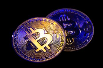 Bitcoin ronda US$ 112 mil em meio a estabilidade tensa do mercado