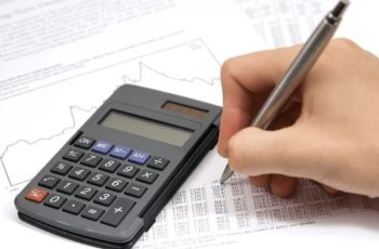 Opep mantém previsões para crescimento do PIB global em 2025 e 2026
