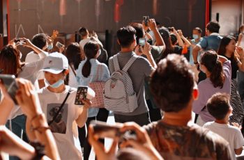 Taxa de desemprego entre jovens na China atinge 17,7% em setembro, revela Escritório Nacional de Estatísticas 4 jovens da China