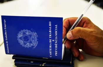 Taxa de desemprego em agosto fica em 5,6% e repete recorde de mínima - Geral