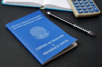 Taxa de desemprego no Brasil é de 5,6% em agosto, no menor nível da série histórica