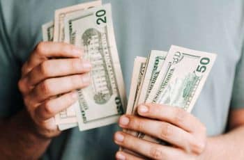 Dólar hoje (14/11): veja o valor da cotação comercial e turismo - Negócios