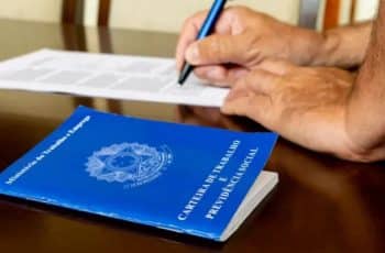 Desemprego no trimestre cai para menor taxa da série histórica | Economia