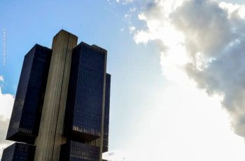 COPOM avalia manutenção da Taxa Selic em 15% ao ano