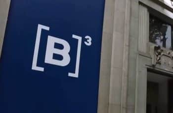 Bolsa bate novo recorde e fecha novembro com maior avanço em 15 meses