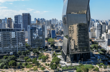 SP registra menor taxa de desemprego da história e atrai mais de 10 mil empresas de fora em 2025