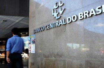Banco Central do Brasil abre consulta pública para novas regras de capital e risco para criptoativos até 30 de janeiro de 2026 2 Prédio do Banco Central.