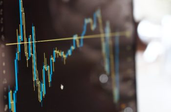 Projeção do PIB é mantida em 2,16% para 2025, segundo Boletim Focus do Banco Central 2 Boletim Focus: Mercado estabiliza projeções e inflação segue próxima da meta