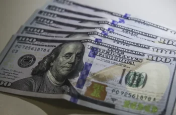 Dólar recua e fecha a R$ 5,273, menor valor desde junho de 2024 3 Imagem