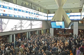 Ibovespa B3 fecha em alta de 1,70%, atingindo 158.554,94 pontos 5 Ibovespa B3 bate recorde de fechamento; dólar tem queda alta