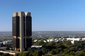 ‘Prévia do PIB’ indica desaceleração da economia no terceiro trimestre de 2025