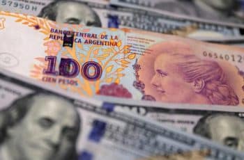 Dólar encerra o dia praticamente estável após ações do BC e acumula alta semanal