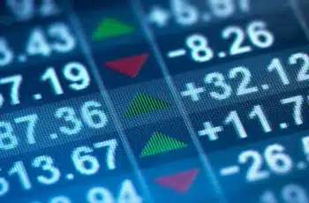 Ibovespa recua 0,47% e fecha a 160.147,49 pontos em dia de liquidez reduzida 10 Ibovespa fecha em queda em pregão de liquidez reduzida