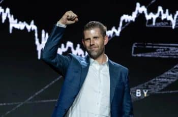 Eric Trump multiplica fortuna após eleição do pai e mira setor de criptomoedas