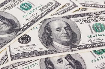 Dólar desaba e Bolsa sobe. Real e Ibovespa têm melhor ano desde 2016