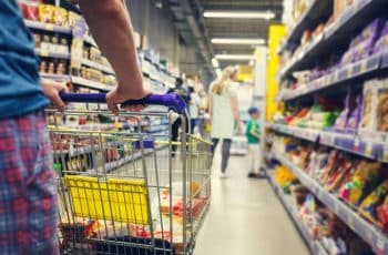 Boletim Focus aponta nova queda na previsão de inflação e manutenção da Selic em 15% ao ano