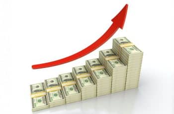 Dólar em alta no mercado financeiro brasileiro