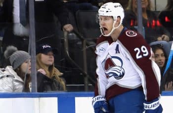 MacKinnon, like Sakic, lauded for extraordinary skill with Avalanche