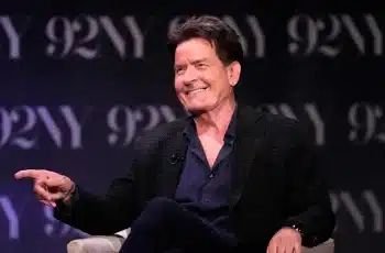 Charlie Sheen revela que medicamento experimental para HIV nunca chegou ao mercado e discute sua jornada pessoal com a doença 3 Yahoo entertainment home