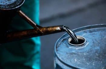 Petróleo valoriza com conflitos geopolíticos