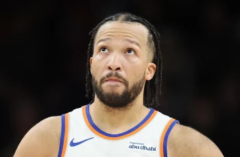 New York Knicks v Phoenix Suns