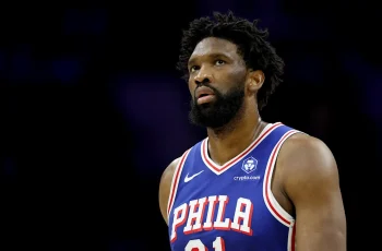 Pacers enfrentam 76ers após derrota de 43 pontos, com lista de lesões atualizada para o jogo de segunda-feira 2 Cleveland Cavaliers v Philadelphia 76ers