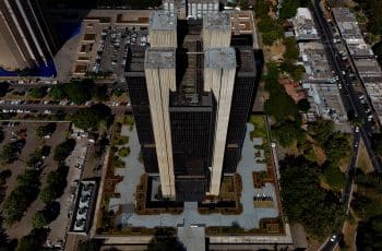 Dívida pública bruta do Brasil fecha 2025 em 78,7%% do PIB - 30/01/2026 - Economia