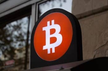 Fraude em caixas eletrônicos de Bitcoin atinge US$ 333 milhões em 2025 enquanto FBI relata perdas recordes