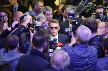 Macron: Europa prefere respeito a lidar com valentões - 20/01/2026 - Mundo