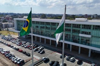 Economistas preveem PIB menor, inflação na meta e desemprego ainda baixo em 2026