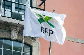Estimativa do INE. Desemprego recua para 5,6% em dezembro e atinge mínimo de 23 anos