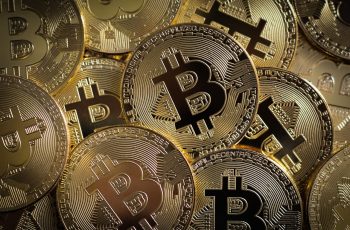 bitcoin fecha em queda e renova rali negativo