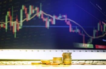 Ibovespa sobe e fecha no segundo maior nível da história